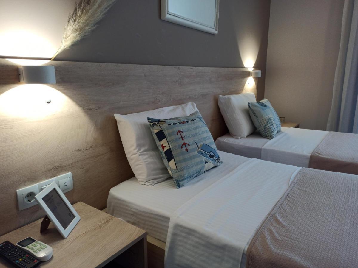 Art Blue Apartments Ohrid Bagian luar foto