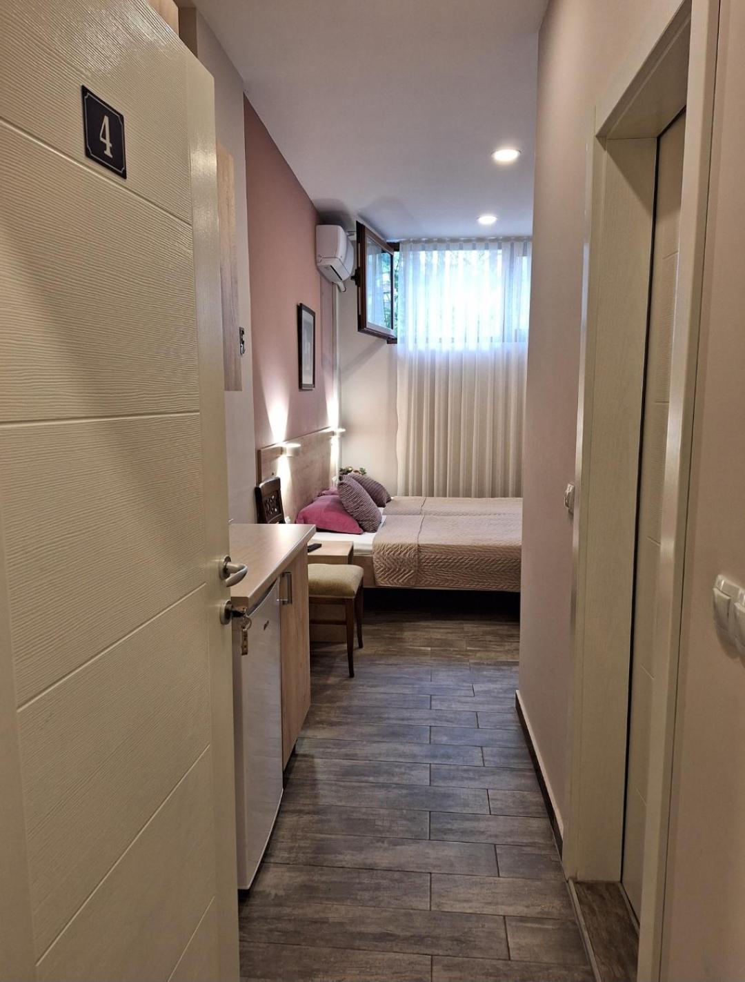 Art Blue Apartments Ohrid Bagian luar foto